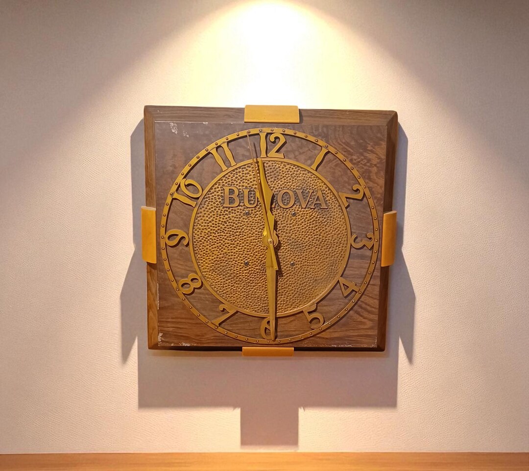 Vintage Bulova Advertising Clock – Jeweler Store Display – Faux ...