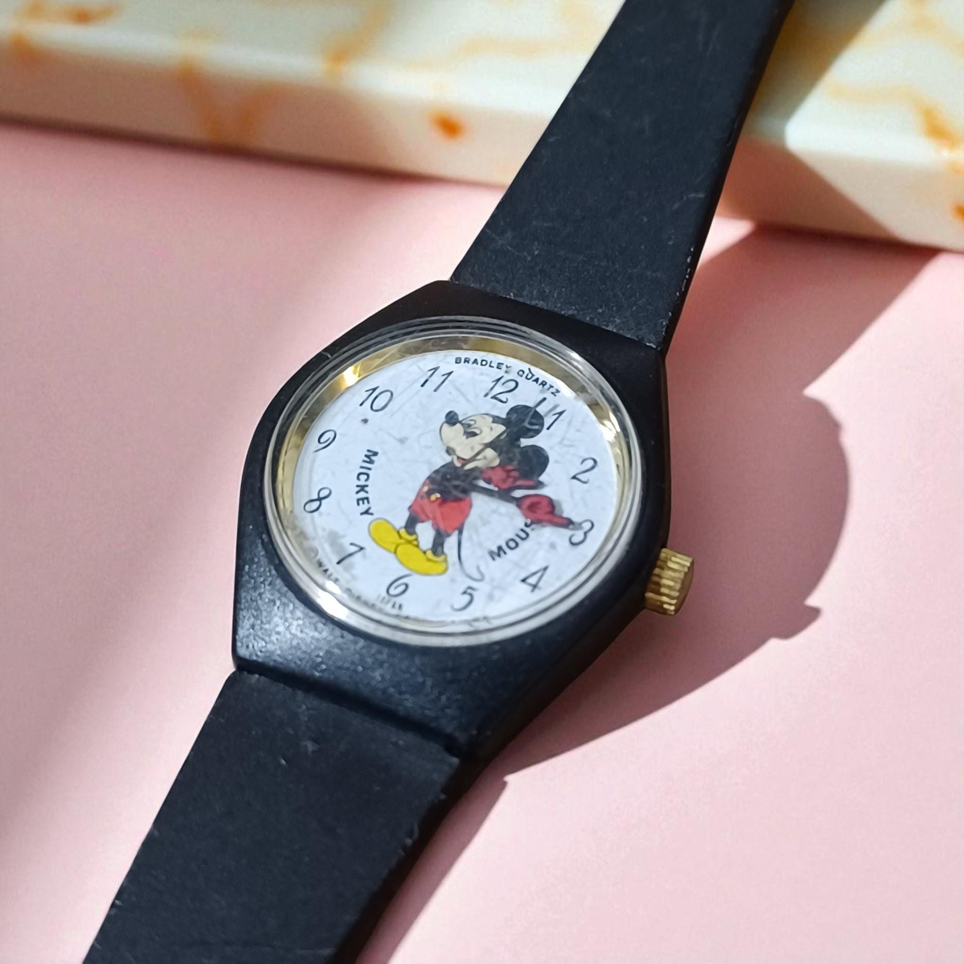 動作品　ディズニータイム　ミッキーマウス　ルーイ　ヒューイ　野球　ビンテージ Vintage Mickey Mouse Watch Plastic - Etsy