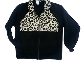Cheetah Print Fleece Jacket: Unisex Winter Coat with Zip Pocket