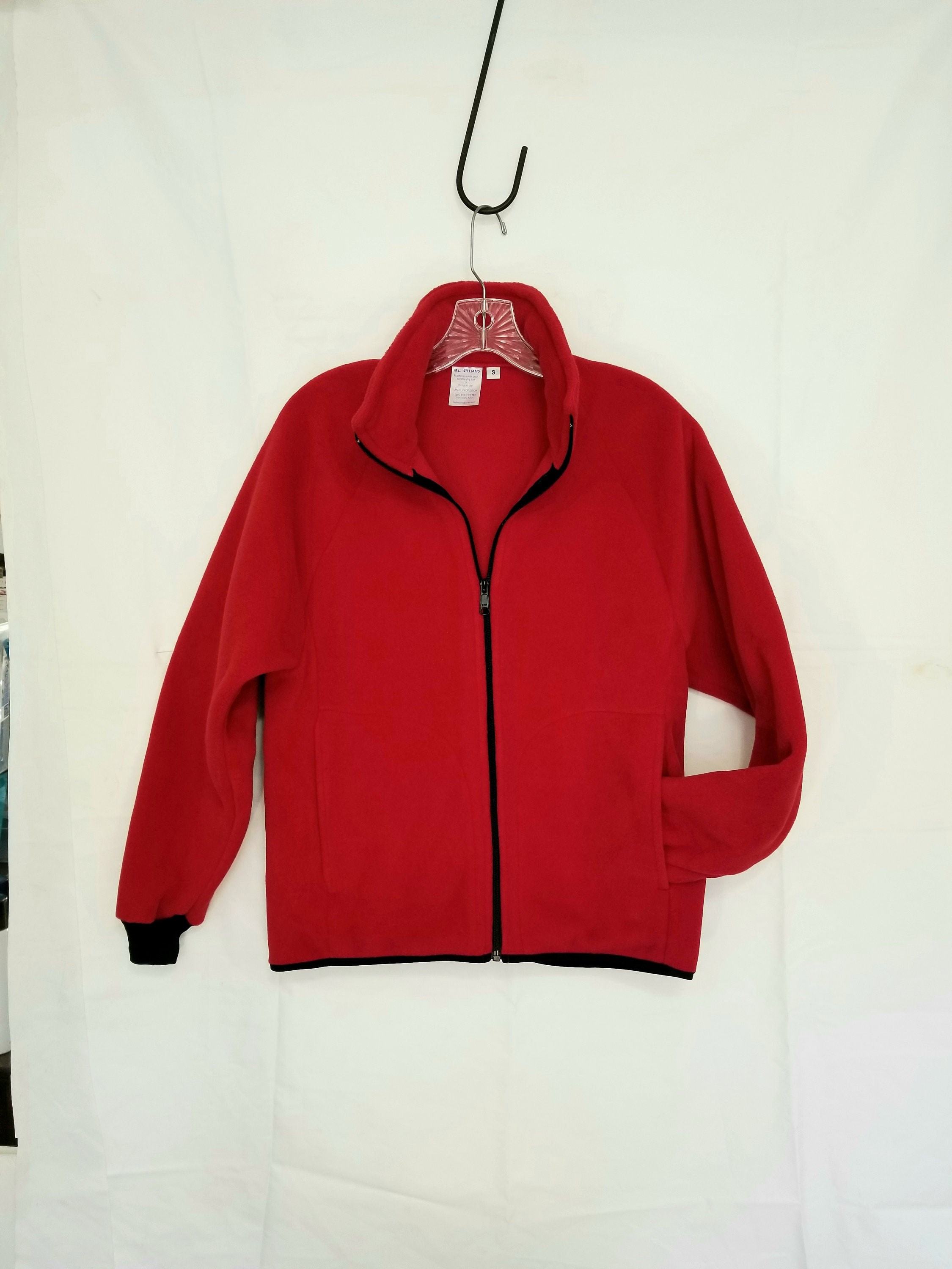 Red and black fleece deals jacket