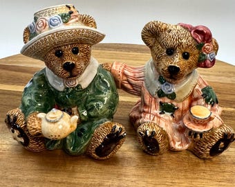 Boyds Bears Bearware Pottery Salt & Pepper Shaker Set | 1990s | Tea Party | Collectible