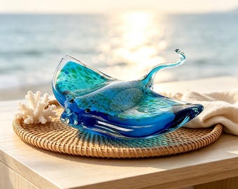 Figura de manta raya de vidrio soplado a mano, adorno de vidrio de raya, decoración para el hogar estilo océano, regalo decorativo de mesa