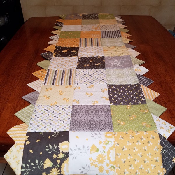 Prairie Point Table Runner, Yellow, Floral, Gray, Gold, Spring Green, Reversible, Pepper Flax Collection, Beautiful, FREE SHIPPING USA