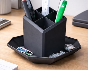 Organizer na biurko z tacką na akcesoria