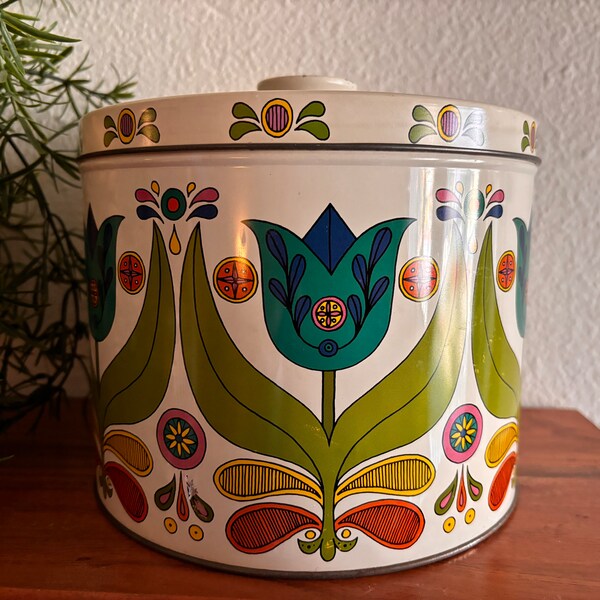 Vintage 1970s Floral Tulip Tin With Lid Old Bisquick Recipe Retro Storage Container Home Decor