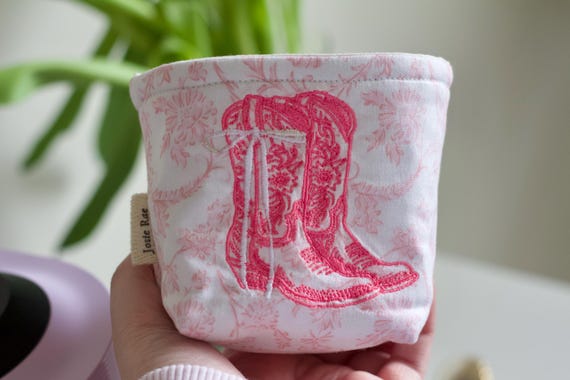 Weck Jar Sleeve – Embroidered Pink Cowgirl Boots - Insulated Drink Holder