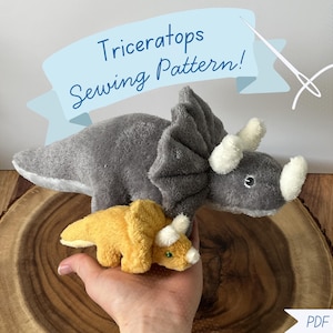 Mönster för sömnad av plysch till Triceratops-dinosaurier | Mini- och stora gosedjur gör-det-själv (PDF-nedladdning)