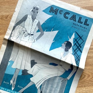 Vista previa del patrón de noticias de estilo McCall de marzo de 1930 para señoritas, jóvenes y niños, folleto en papel de periódico