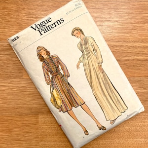 Vogue 9123 1970s pattern for misses&#39; loose dress w/ bodice tucks & kerchief, size 14 (bust 36&quot;)