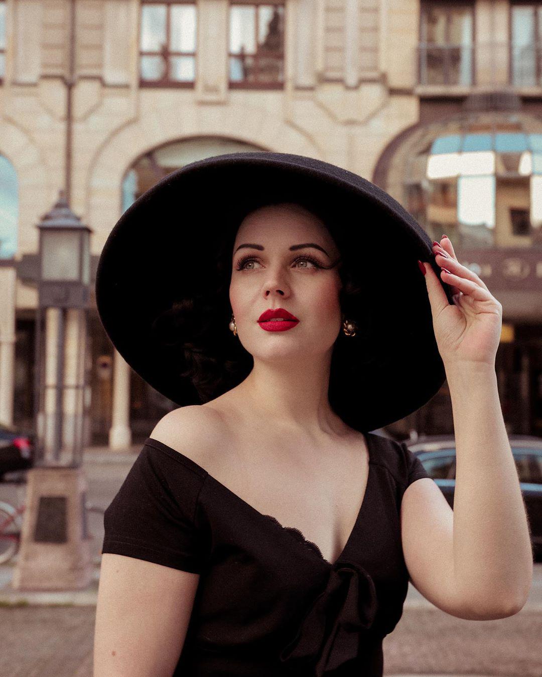 Old Hollywood Hat - Etsy display picture 2