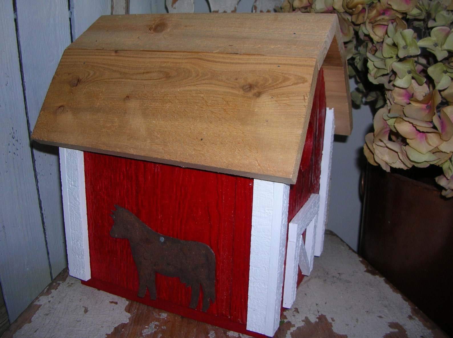 Birdhousehandmadered Barnrustic Farmhousebird Housegarden Etsy