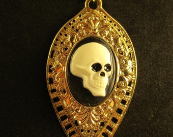 Gold Skull Cameo Necklace