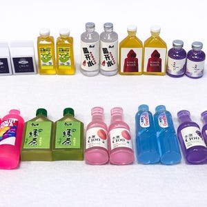 20pcs Mini Drink Bottle Charms (10 Identical Pairs) – DIY Earrings & Dollhouse Accessories – Kawaii Miniatures – Craft Supplies