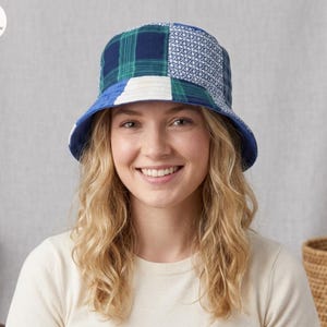 Personalized Patchwork Bucket Hat, Custom Name Embroidered Sun Hat, Hexagon Quilt Hat, Vintage Style Gift for Her
