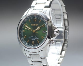 Near mint seiko alpinist 6r15-00e0 sarb017 green automatic men's watch japan