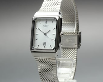 Vintage 1986 near mint citizen sharex 2813-267940 date quartz men's watch japan