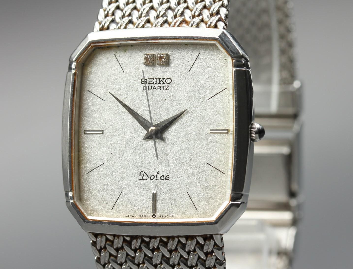R*3様 ビンテージ SEIKO Dolce クォーツ 時計 シルバー Seiko dolce