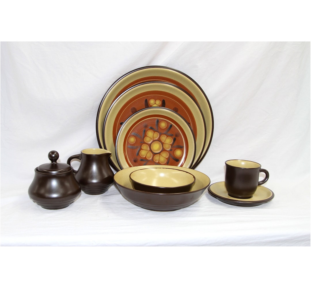 Noritake Folkstone 食器セット Set Of Two Noritake Folkstone Stoneware Safari Cup and Saucer