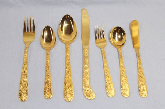 Gold Embossed Flower Silverware Set - Lifetime Stainless