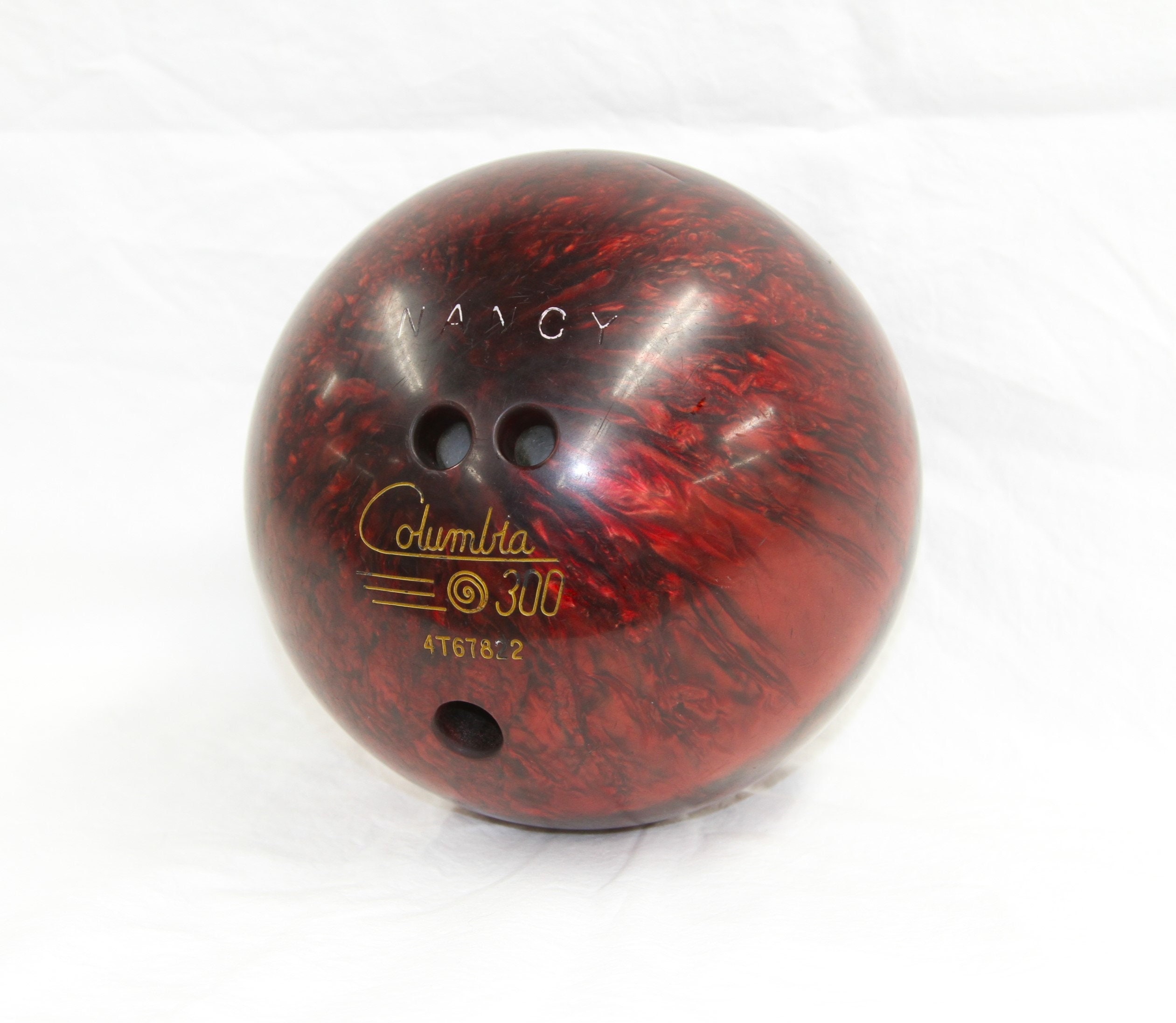 Columbia 300 - 10 Lb Bowling Ball - Vintage Bowling Ball - Red