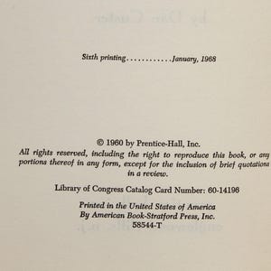 Op de afbeelding: Een pagina uit een boek met tekst, waaronder "Zesde druk...Januari 1968" en "&copy; 1960 by Prentice-Hall, Inc." Bevat ook "Library of Congress Catalog Card Number: 60-14196".