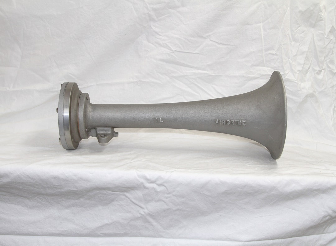 Nathan Airchime K1L Train Horn Early 3 Piece Sandcast Nathan