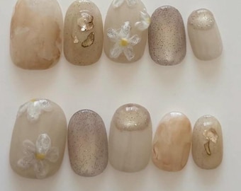 Made in Japan Press-On Nails - Hand-Painted Handmade False Nails