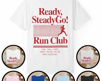 Camiseta de Harry Styles con la frase "Ready Steady Go" y la letra de la canción.