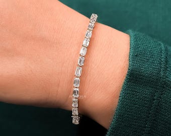 Emerald Cut Diamond Tennis Bracelet, 14K Solid Gold Lab Diamond Bracelet for Her, D-E-F VVS-VS Diamond, Anniversary Wedding Birthday Gift
