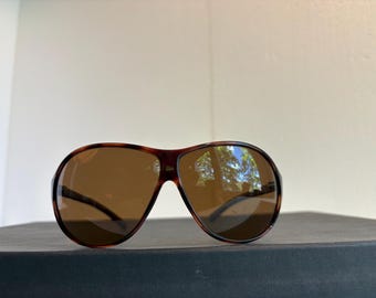 Calvin Klein Cold Insert Sunglasses Italy Women’s Eyewear Aviator Style Frames Design Fashion Eyeglasses Oversized