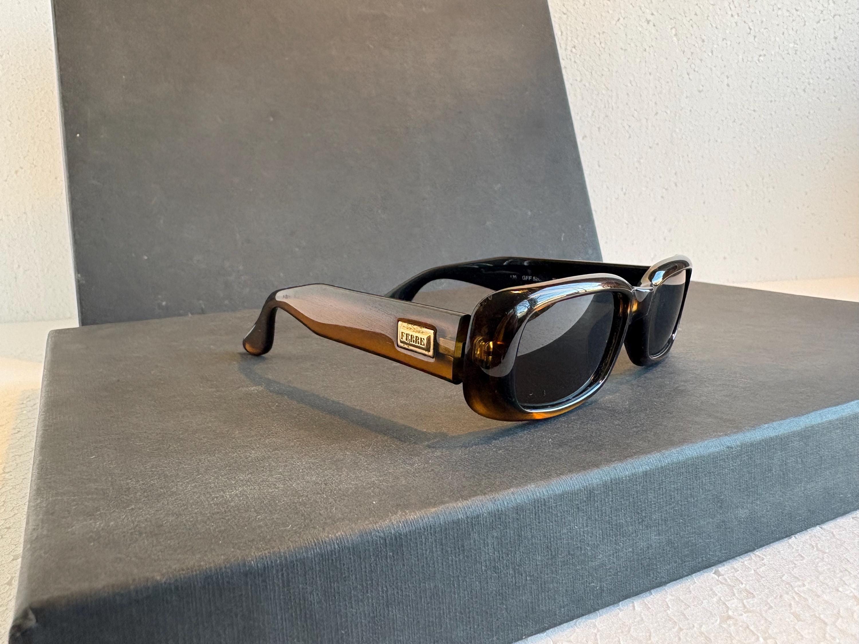 Gianfranco Ferre 520 Rectangular Vintage Sunglasses Womens Fashion