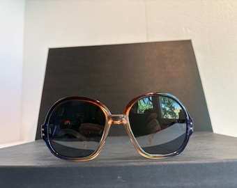 Vintage 1970s Sunglasses Oversized Lenses Women’s Design Eyewear Fashion Glasses Unisex Ladies France