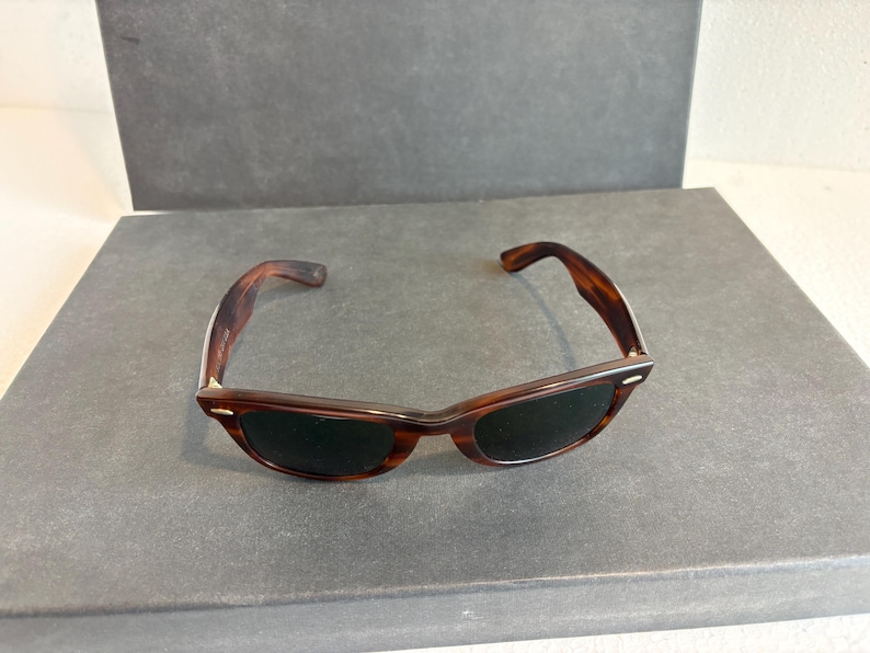 Ray-Ban Wayfarer B&L 5024 Bausch Lomb USA Vintage Sunglasses Design Unisex Men’s Women’s Fashion Glasses Eyewear 1990s image 13