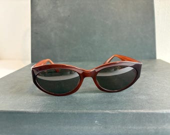 Calvin Klein Vintage Y2K Sunglasses Italy Women’s Eyewear Frames Design Fashion Eyeglasses 2000’s