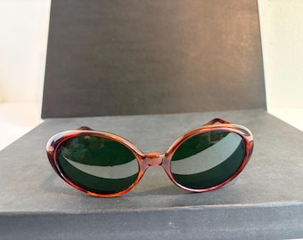 Vintage Sunglasses 1980’s Oversized Lenses Women’s Design Eyewear Fashion Glasses Unisex Ladies