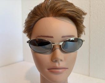 Vintage Killer Loop Italy 1990’s Sunglasses Oval Shape Fashion Design Women’s Unisex Men’s Eyewear Glasses Oakley Style