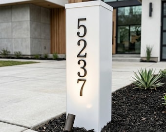Freistehendes Stahl Adresssäule Schild, moderne Hausnummer Post für Hof oder Auffahrt