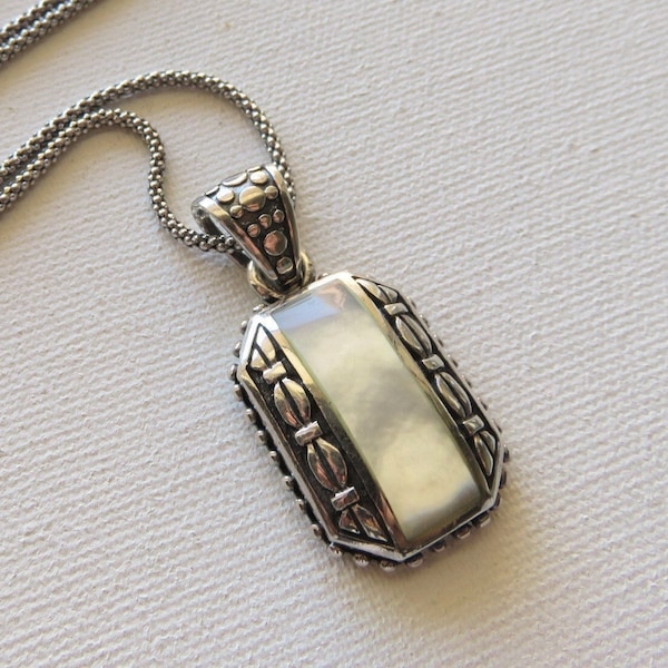 Sterling Silver 925 MOP Shell Inlay Textured Pendant Necklace with 18 Inch Popcorn Chain, Both Marked 925 FAS