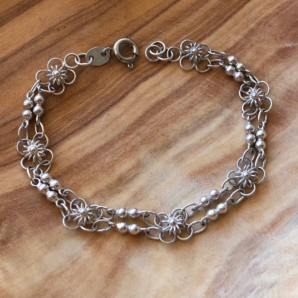 Vintage Sterling Silver Bohemian Style Artisan Linked Bracelet with Dainty Floral Details, Full Length 7.5 Inches