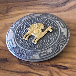 Ciondolo e spilla Inca peruviani in argento sterling con lama 18K e intarsio ornato dal sole, gioielli dell'Impero Inca