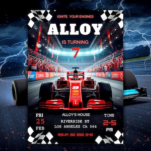 Peut inclure: Invitation d'anniversaire avec une voiture de course rouge sur une piste. Le texte indique "Alloy a 7 ans". L'arrière-plan montre un stade avec des spectateurs et un ciel orageux avec des éclairs.