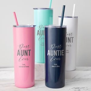 Vaso personalizado grabado "La mejor tía del mundo" con pajita de Lifetime Creations: Regalo personalizado para anunciar el embarazo de una tía primeriza, regalos para tías imagen 2