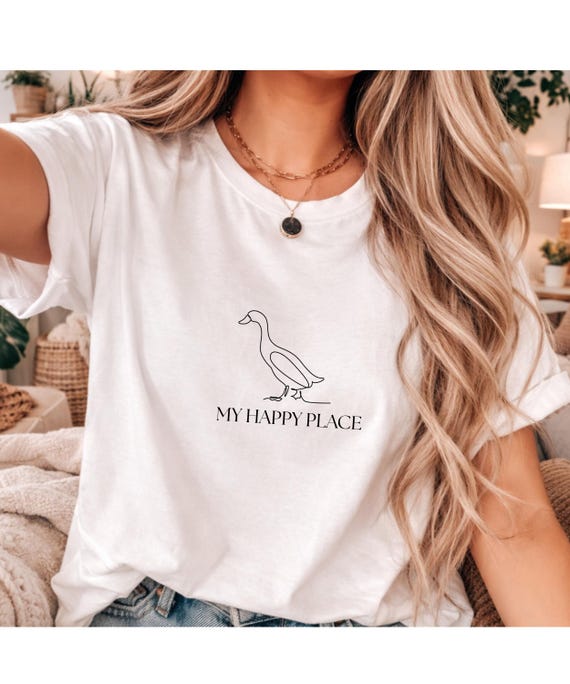 Minimalistisches Duck Mom Shirt, My Happy Place, Laufenten Shirt, Cozy Cottagecore Enten T-Shirt, Duck Lover Geschenk, Enten Mama