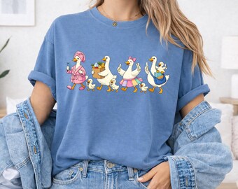 Funny Goose Mom Shirt, Mom Life Duck Family Tee, Busy Mom Life Shirt, Cute Animal Mom Shirt, Relatable Mom Gift, Comfort Colors