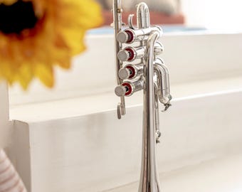 Vintage 1961 Olds Ambassador Trumpet in Case, Fullerton, CA