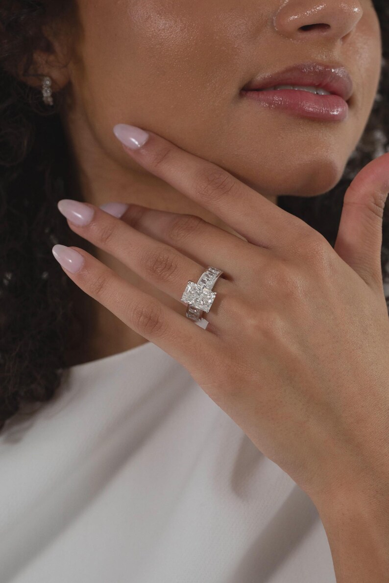 Emerald Cut Diamond Engagement Ring With Baguette Side Stones Elegant ...