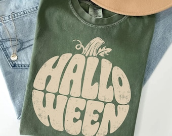 Retro Halloween Pumpkin Shirt, Fall Pumpkin Tee, Vintage Halloween Gift, Cottagecore Harvest Season Sweatshirt
