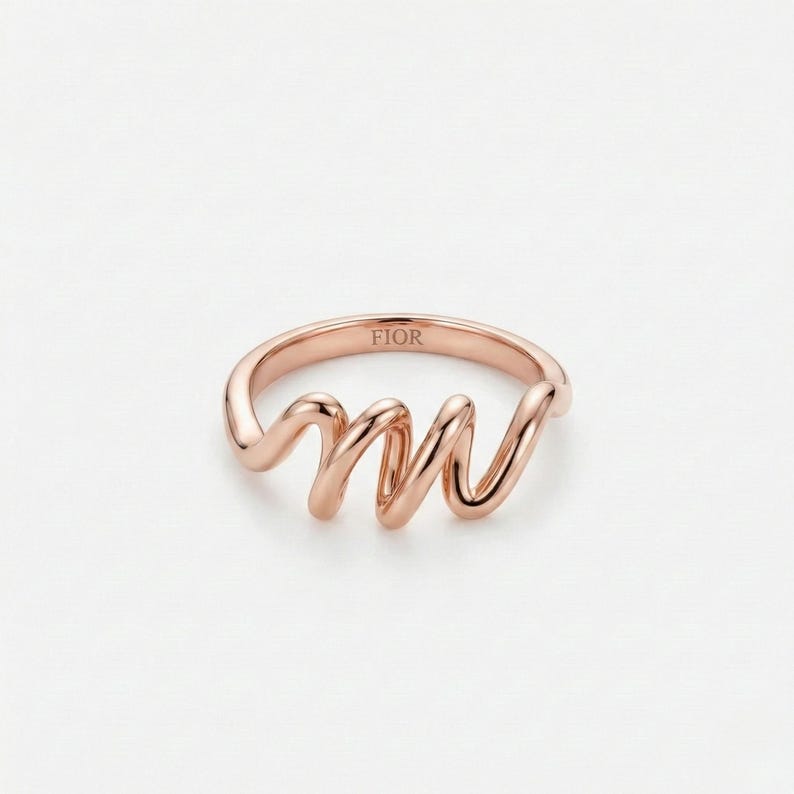 14k massief gouden eerste ring met schrift, minimaal handschrift sierlijk stapelbandje afbeelding 14