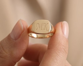 Solid Gold Signet Ring: Personalized Engraved Monogram Jewelry for Men Women