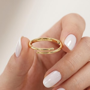 Pierścionek z krzyżykiem ze złota 14k / Minimalistyczna opaska X / Pierścionek ze złota do łączenia warstw / Biżuteria ze złota 10k 18k / Pierścionek na mały palec / Prezent dla niej